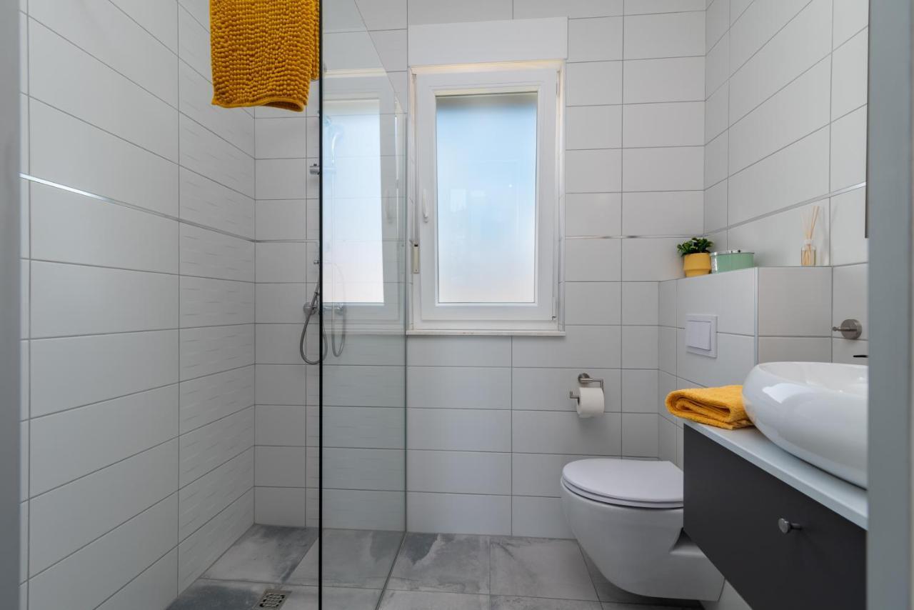 Apartmani Luce Трогир Екстериор снимка