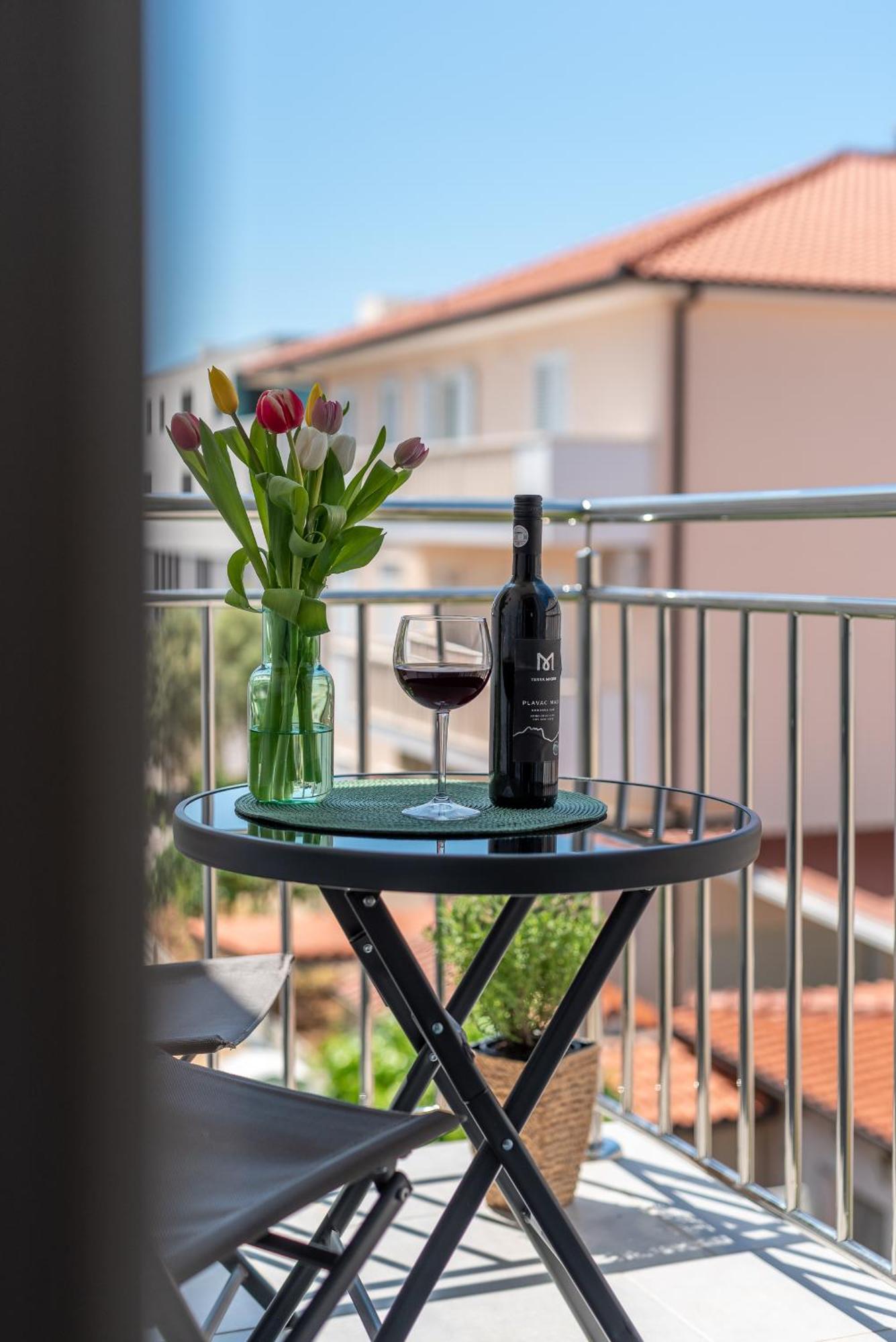 Apartmani Luce Трогир Екстериор снимка