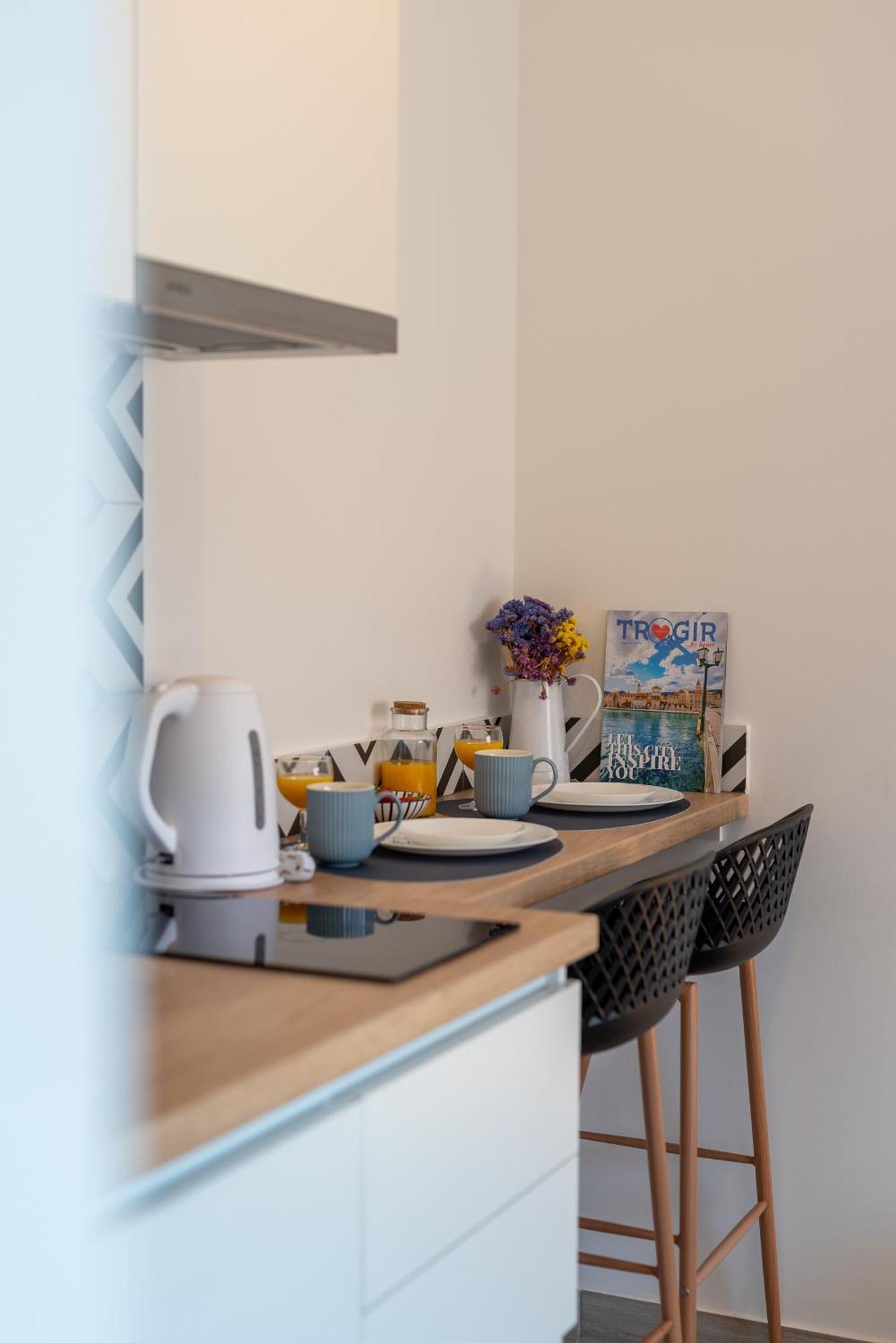 Apartmani Luce Трогир Екстериор снимка